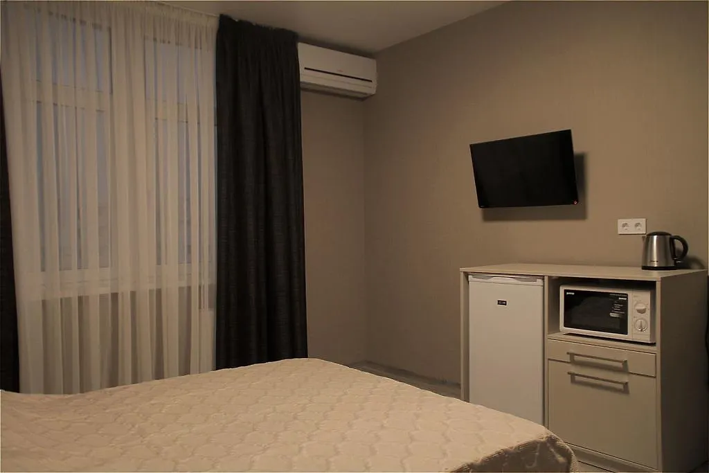 Solo Apartment Ahmatovoy Kyiv