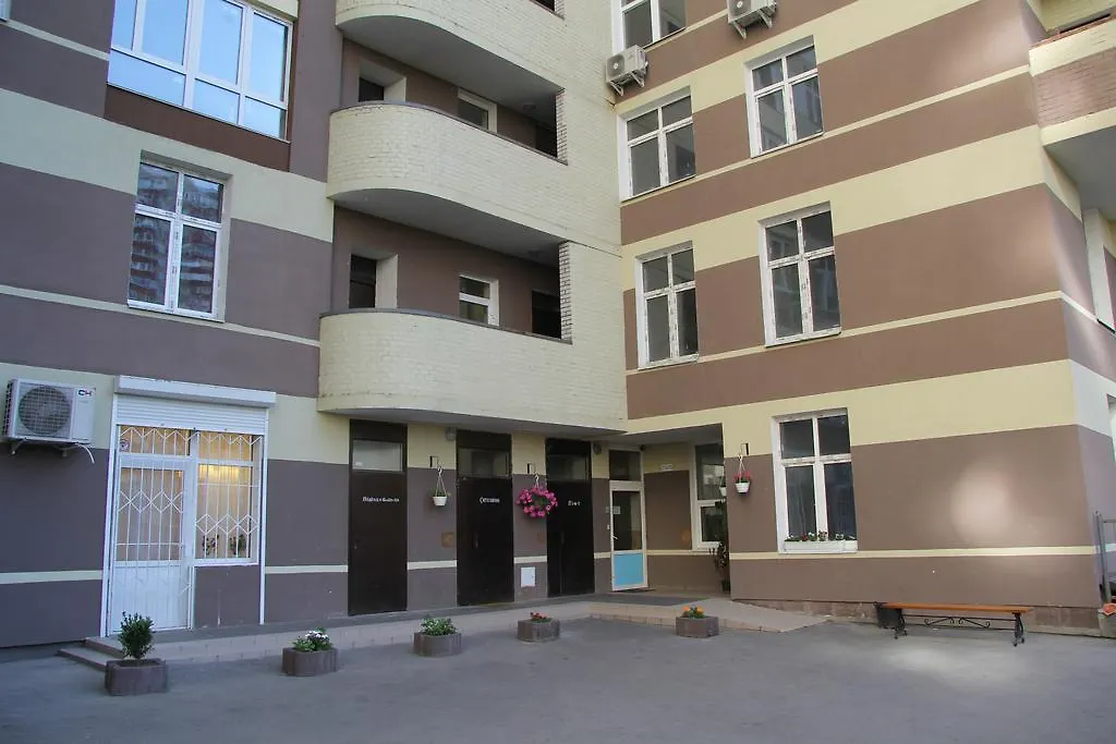 Solo Apartment Ahmatovoy Kyiv