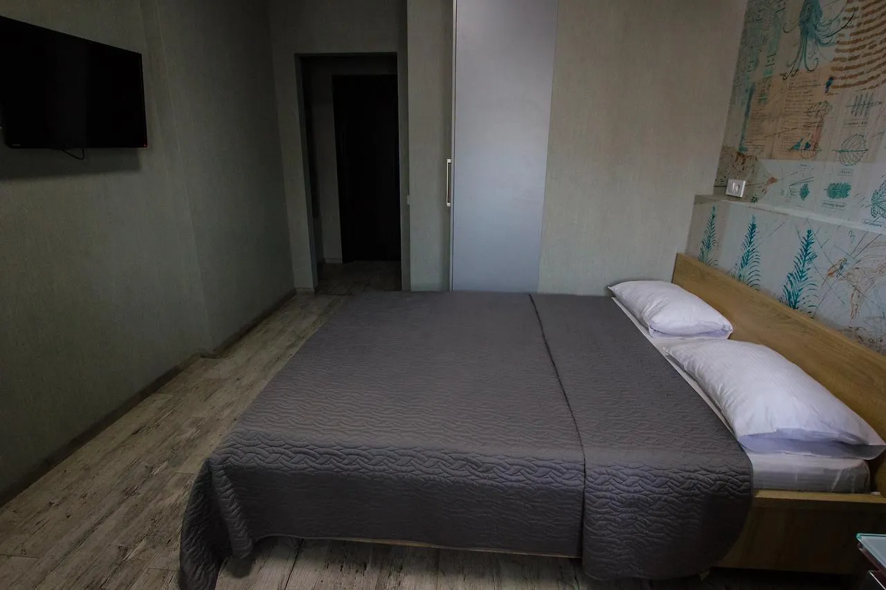 Solo Apartment Ahmatovoy Kyiv